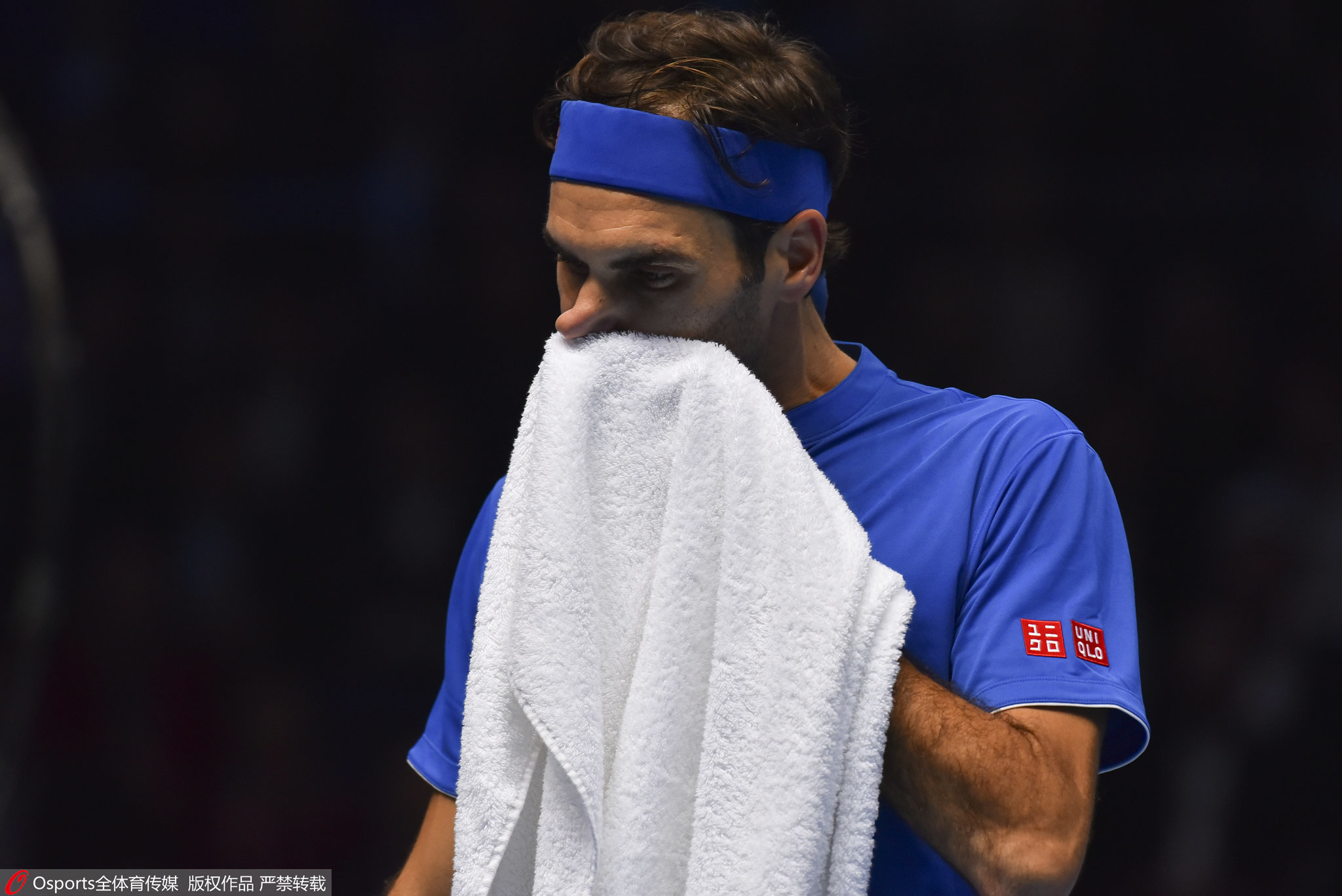 问鼎-包含Rookie焦点对战，费德勒与70激战热火分钟，出色发挥胜负难料！上演精彩一战的词条