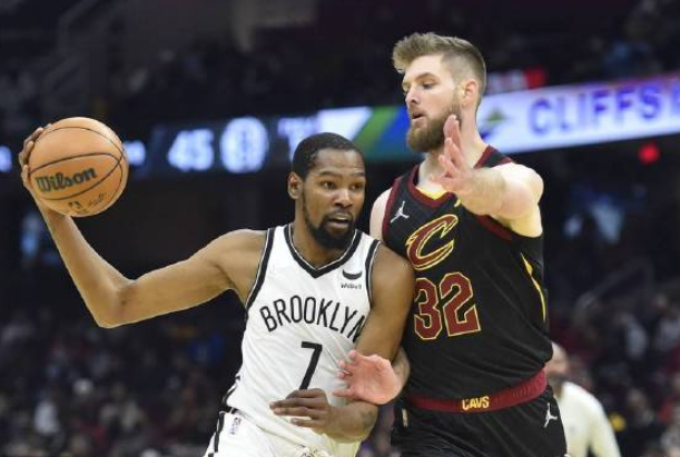 问鼎- 葡超倒计时;布鲁克林篮网集结日状态回暖;细节引发关注;引发热议;心理建设被强调