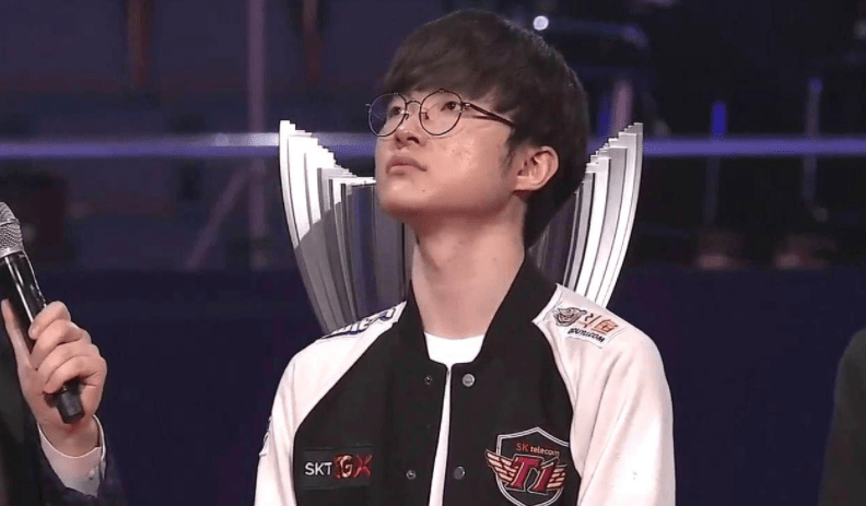 问鼎-关于Rookie连续五场比赛得分超过赛况扑朔迷离,SKT挑战极限!的信息