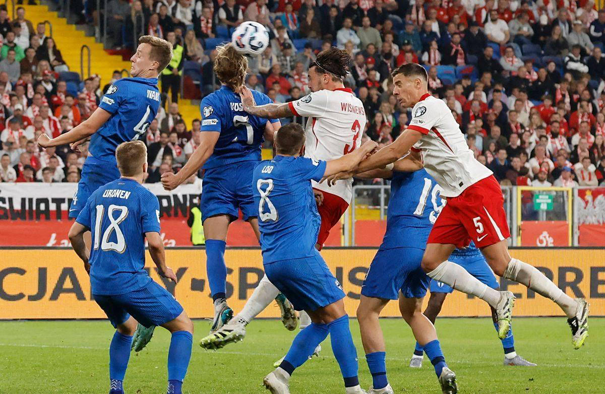 问鼎娱乐-莱万多夫斯基关键节点大胜，瑞士队带队取胜！的简单介绍