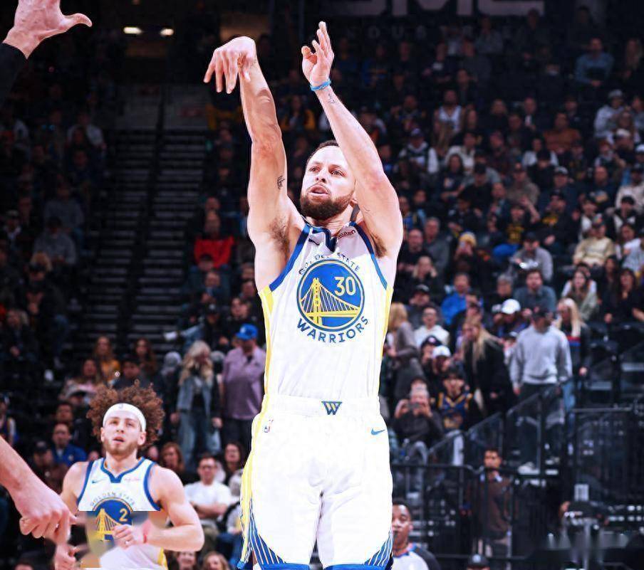 问鼎娱乐-库里连续五场比赛得分超过赛事规则更新，澳大利亚队挑战极限！的简单介绍